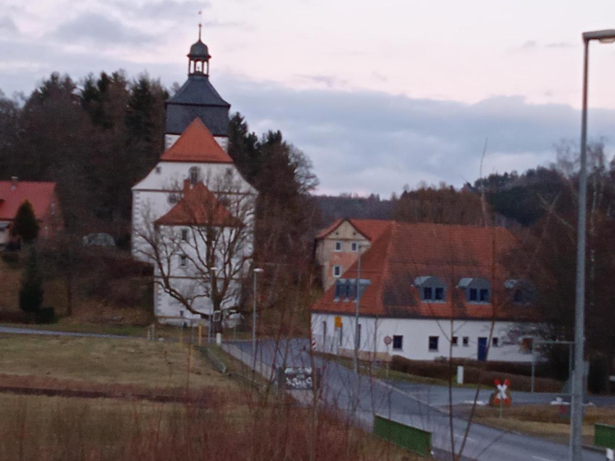 Hotel & Restaurant Zum Adlersberg Schleusingen Dış mekan fotoğraf